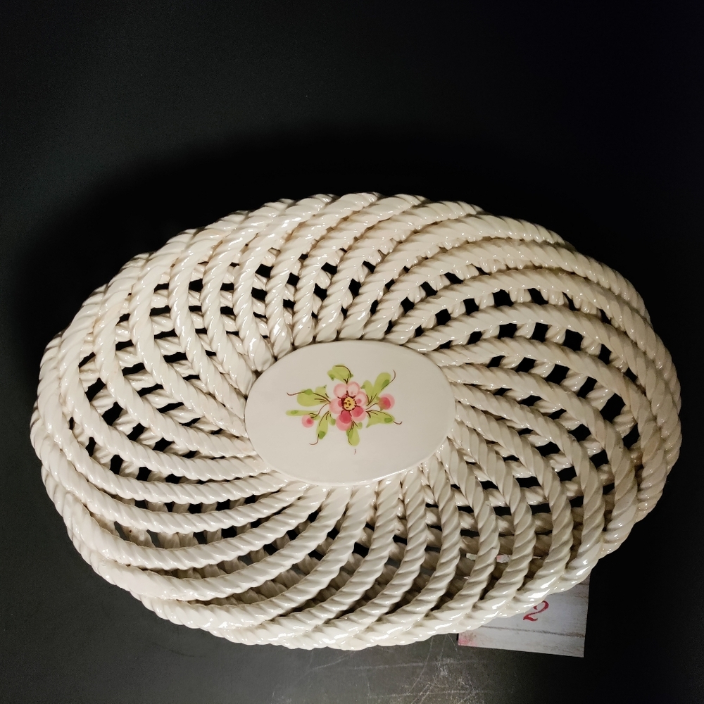 Ceramic Bowl⭐ - Picture 2 of 6